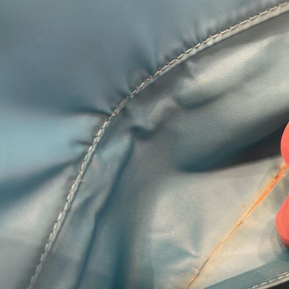 Tory Burch Leather Case 3x8x3” For Travel&On The Go Inside Pocket w/Tear See Pic - Picture 8 of 8